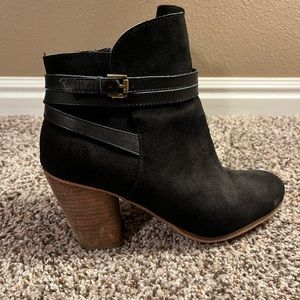 BP black booties